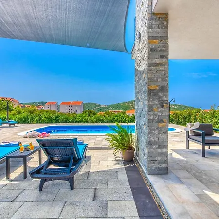 Villa Whimsical Waters Zvekovica